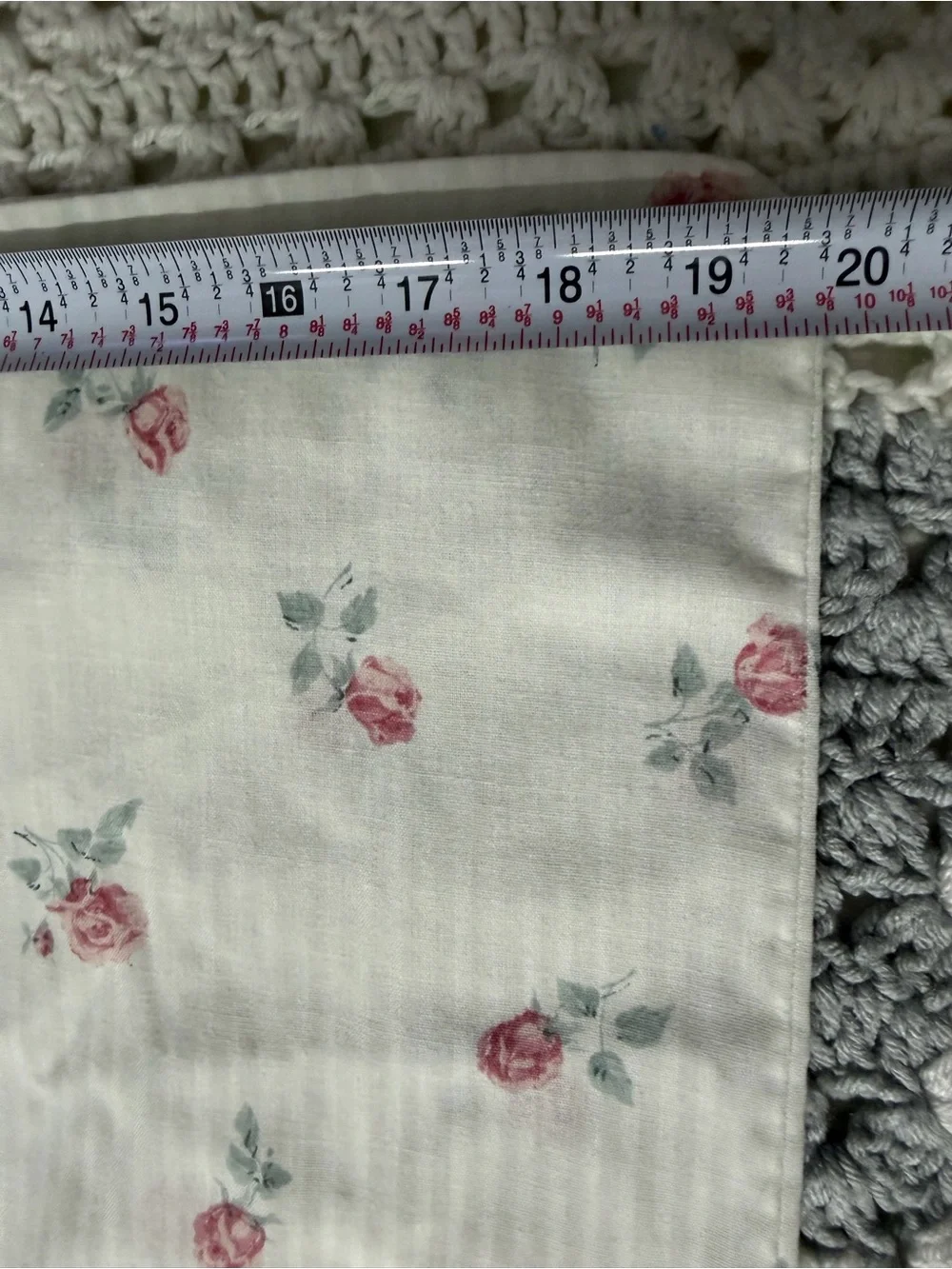 Cannon Floral Rose Pillow case set standard cotton polyester blend USA